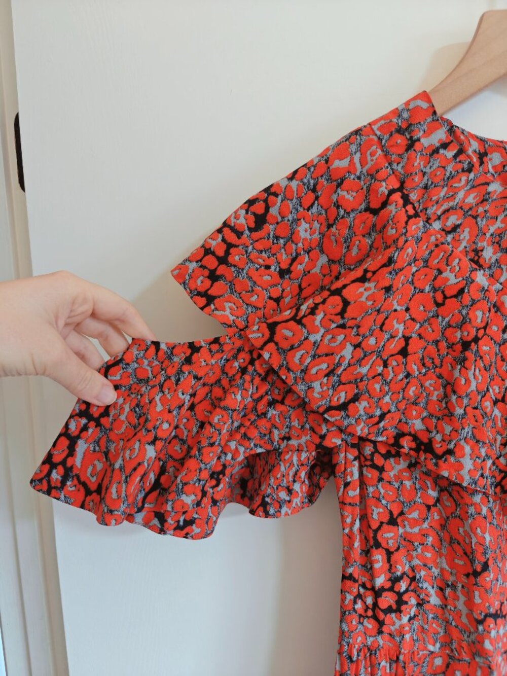 NWT Maje Red Print Ruffle Cold Shoulder High Low Midi Dress Sz. L - Picture 5 of 7
